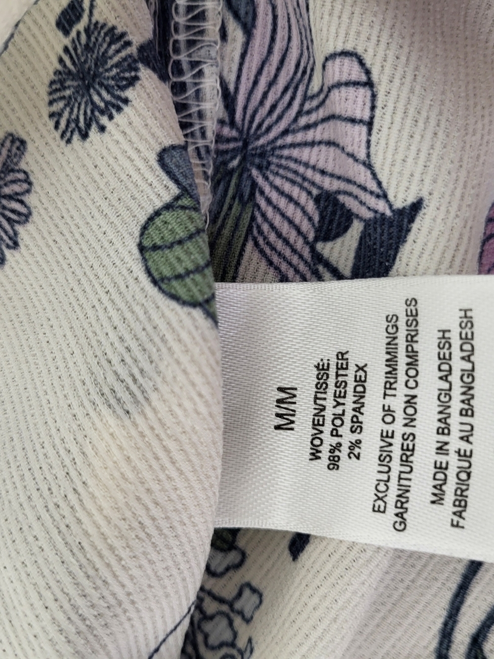 Denver Hayes Cream Floral V-Neck Short Sleeve Blouse - Picture 5 of 6